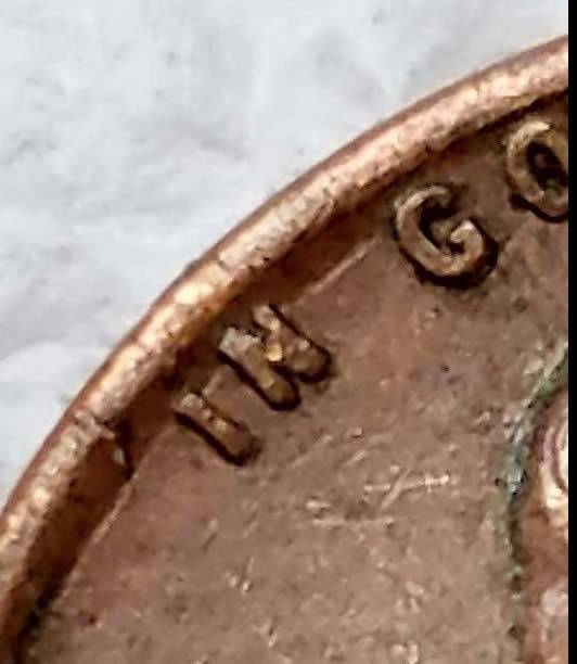 1967-P-Lincoln-Letters-In-Of-In-God-We-Trust-Over-The-Edge-On-The-Obverse?